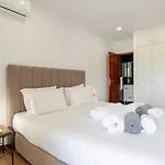 Calejo House - Pool & Sports & Grill Retreat Gasthof Viana do Castelo