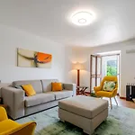 Calejo House - Pool & Sports & Grill Retreat