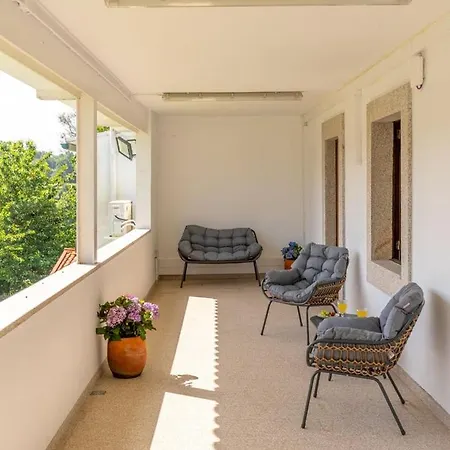 Calejo House - Pool & Sports & Grill Retreat 4* Viana do Castelo