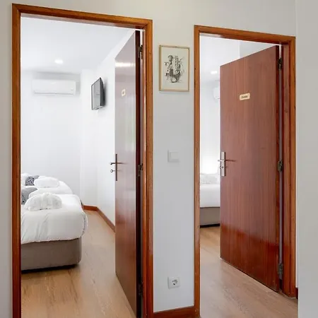 Calejo House - Pool & Sports & Grill Retreat Πανσιόν Βιάνα ντο Καστέλο