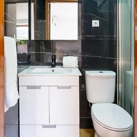 Calejo House - Pool & Sports & Grill Retreat Πανσιόν