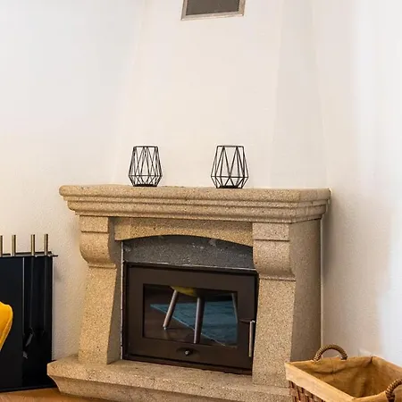 Calejo House - Pool & Sports & Grill Retreat Πανσιόν 4*