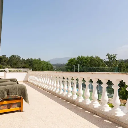 Πανσιόν Calejo House - Pool & Sports & Grill Retreat 4*