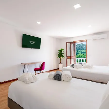 Calejo House - Pool & Sports & Grill Retreat Πανσιόν 4*