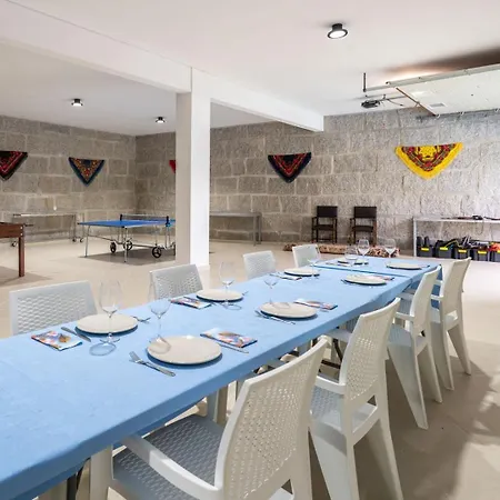 Calejo House - Pool & Sports & Grill Retreat Πανσιόν 4*