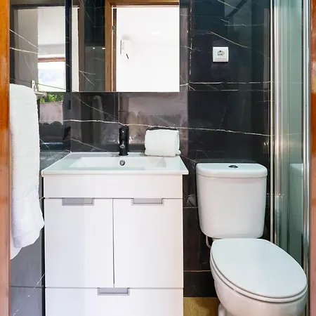 Calejo House - Pool & Sports & Grill Retreat Πανσιόν 4*