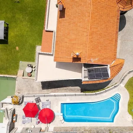 Calejo House - Pool & Sports & Grill Retreat
