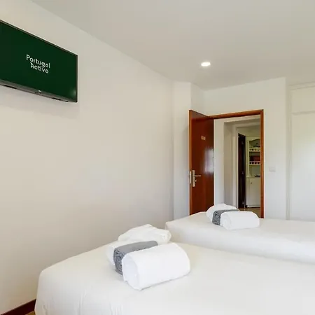 Calejo House - Pool & Sports & Grill Retreat