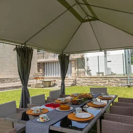 Calejo House - Pool & Sports & Grill Retreat
