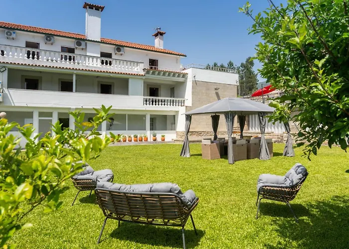 Calejo House - Pool & Sports & Grill Retreat 招待所 维亚纳堡