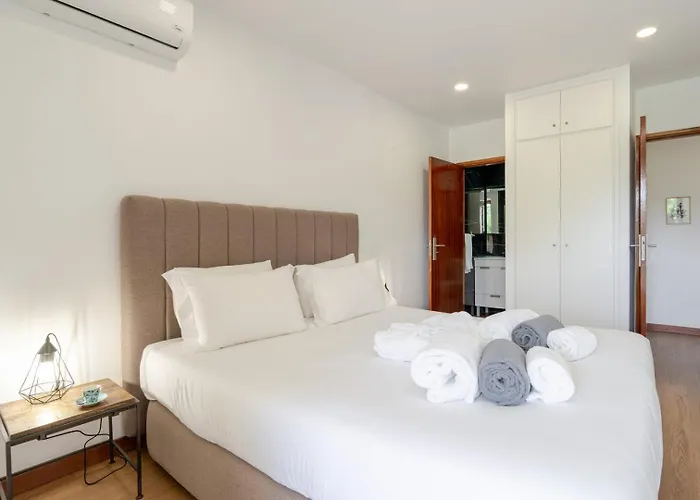 Calejo House - Pool & Sports & Grill Retreat 招待所 维亚纳堡