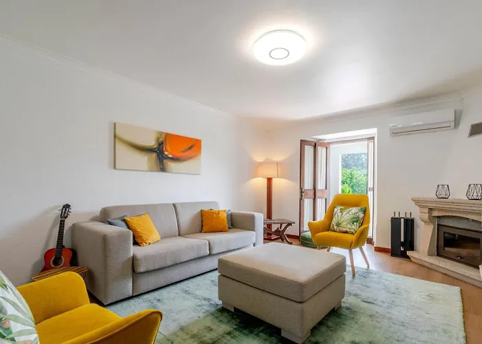 Calejo House - Pool & Sports & Grill Retreat