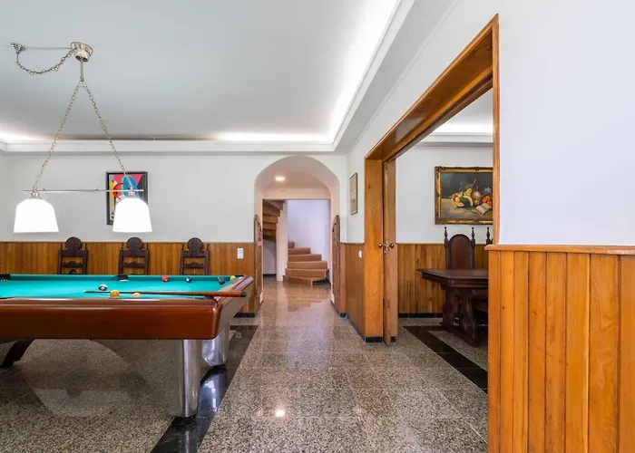 Calejo House - Pool & Sports & Grill Retreat 维亚纳堡